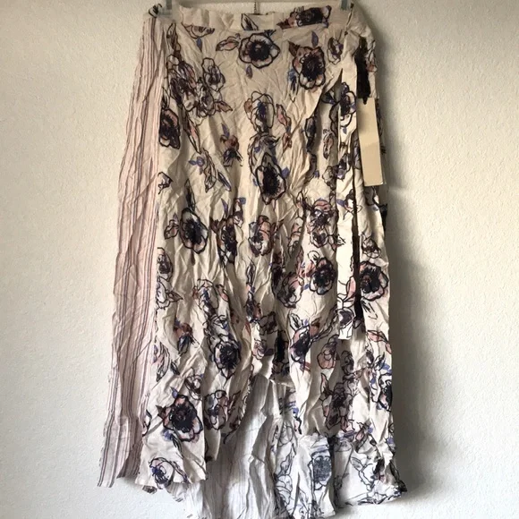 ❌donated❌Floral faux wrap and striped skirt - Picture 4 of 11